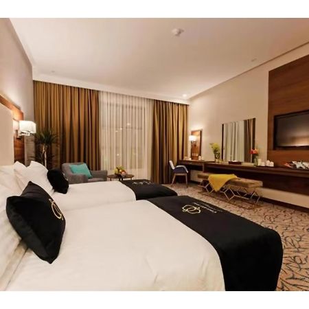 Sunday Emerald Hotel Jeddah Bagian luar foto