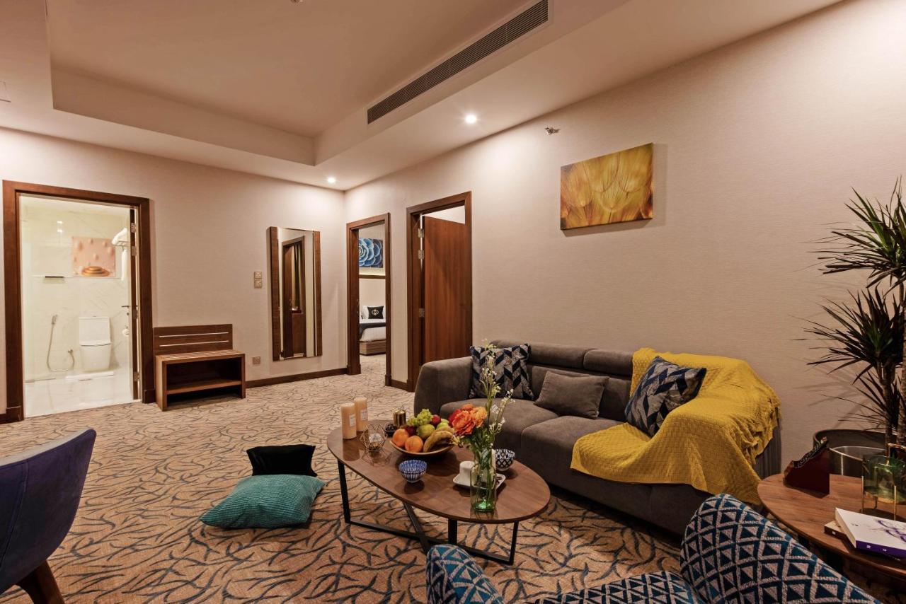 Sunday Emerald Hotel Jeddah Bagian luar foto