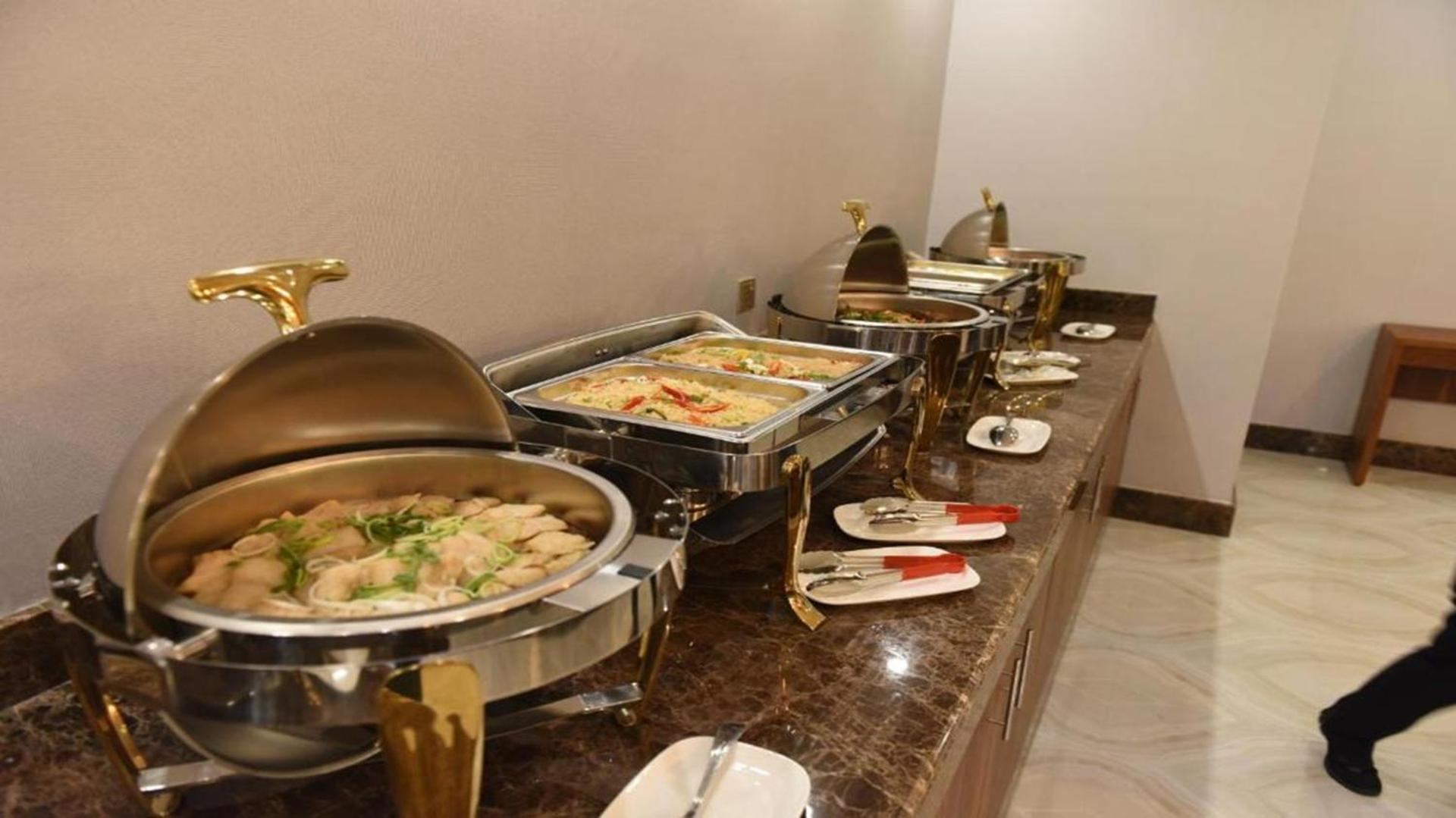 Sunday Emerald Hotel Jeddah Bagian luar foto