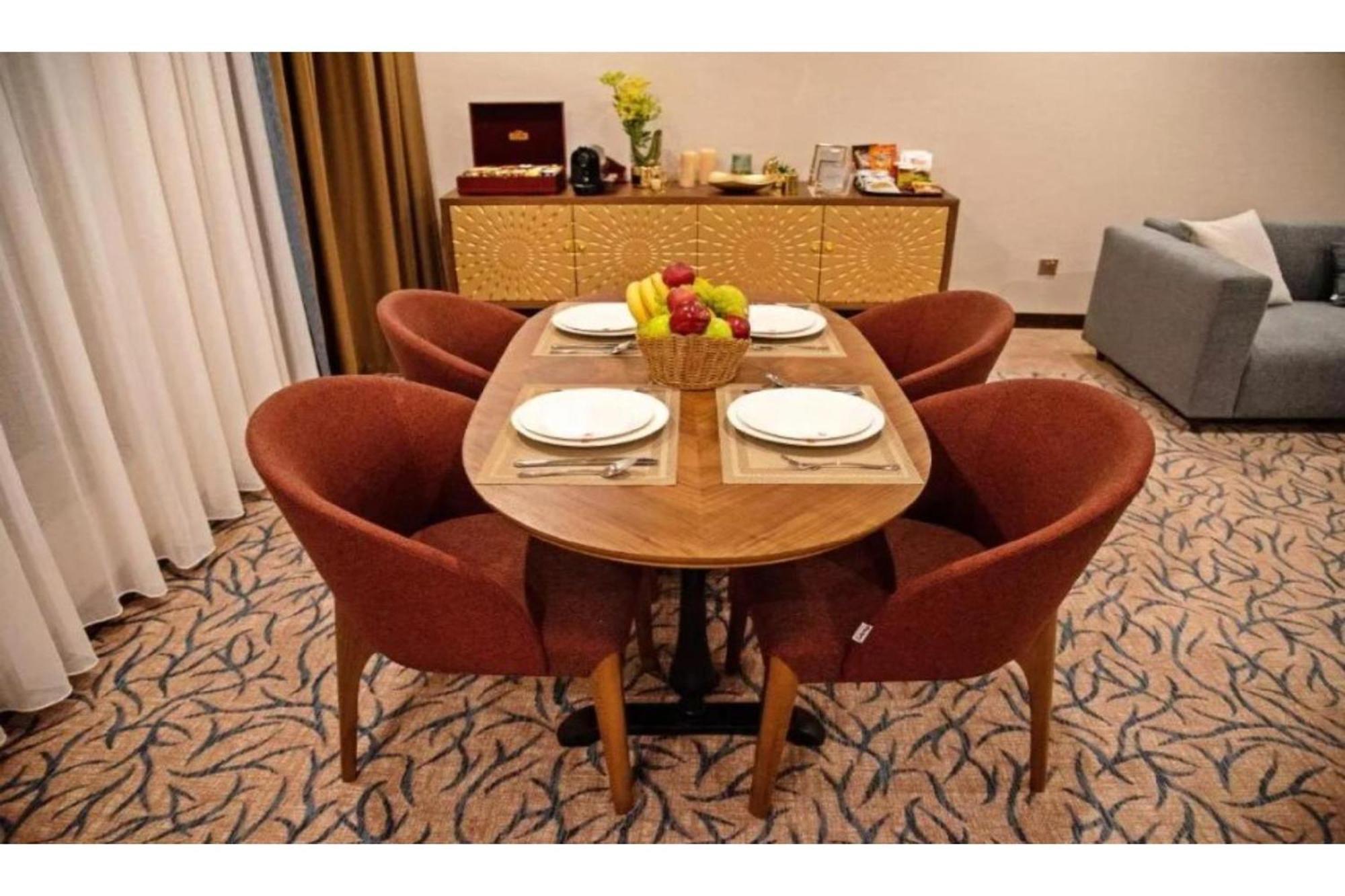Sunday Emerald Hotel Jeddah Bagian luar foto